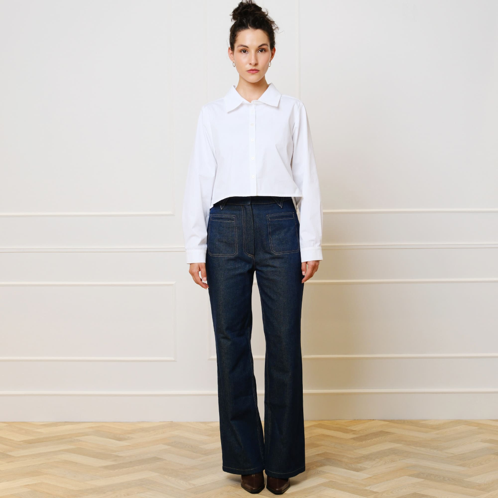 High-Waist-Jeans mit V-Gürtelschlaufen in Dunkelblau